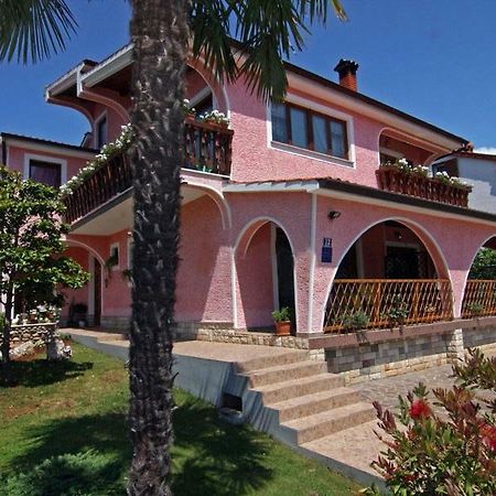 Apartments Darinka Poreč Eksteriør bilde