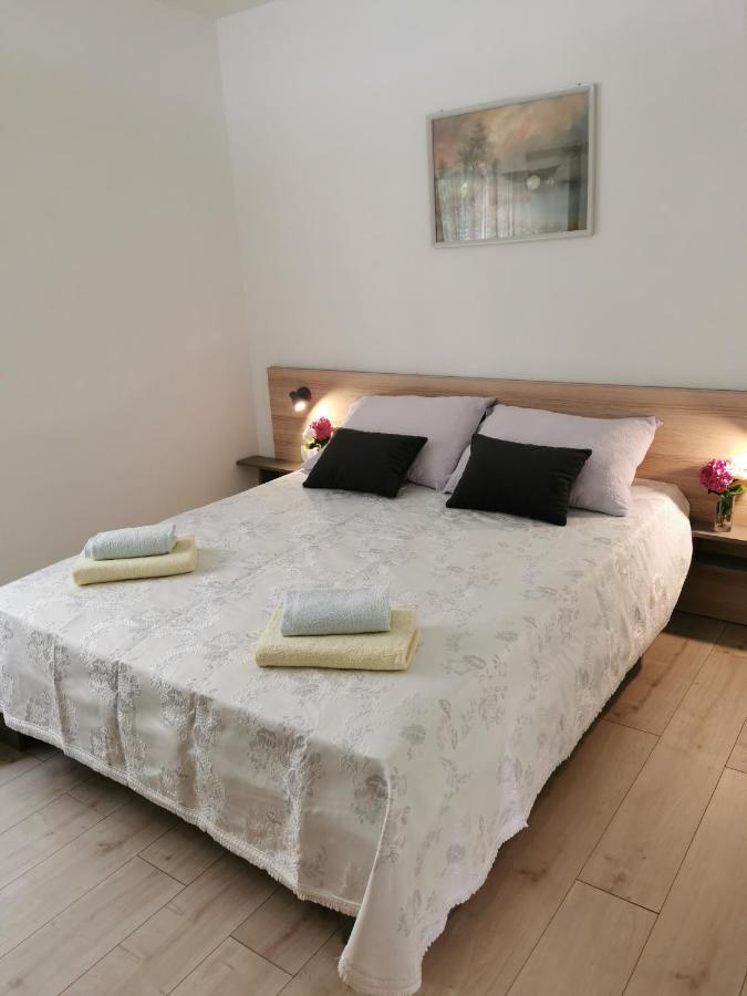 Apartments Darinka Poreč Eksteriør bilde
