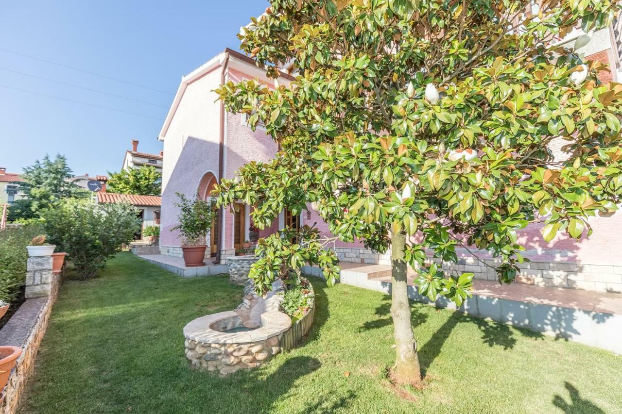 Apartments Darinka Poreč Eksteriør bilde