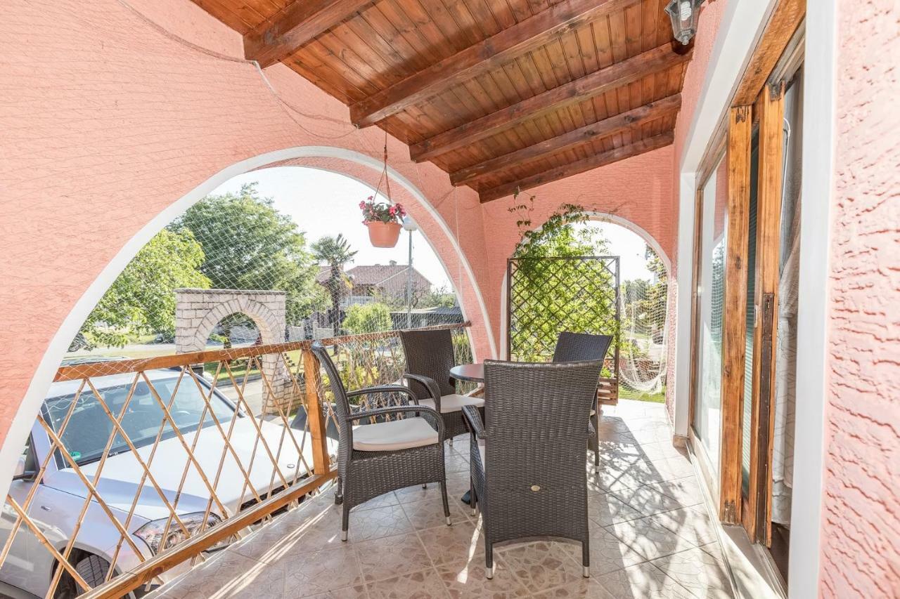 Apartments Darinka Poreč Eksteriør bilde